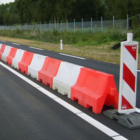 Post and reflective panel for EVO 1M Safety Barrier