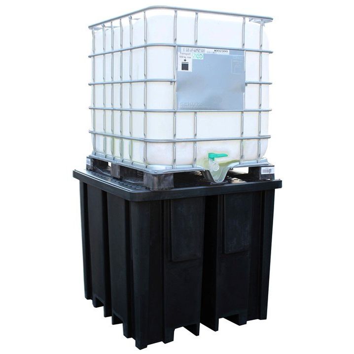 Recycled polyethylene IBC spill pallet with FLT access