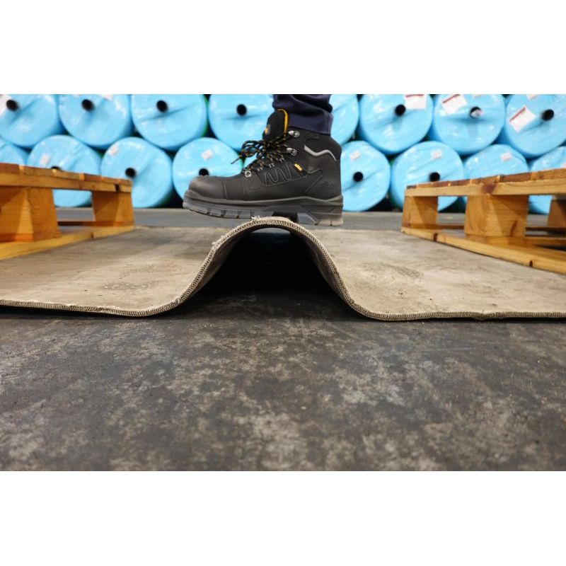Deploy 14,000 Litre Inflatable Concrete Water Tank