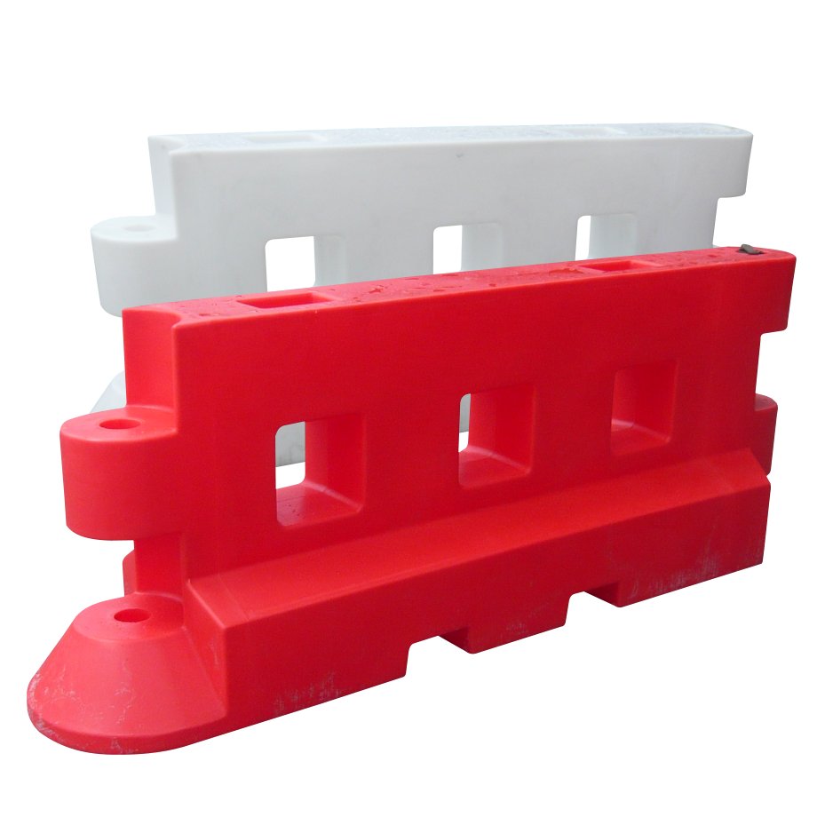 Pack 2 Gb2 Heavy Duty Barriers 2 Metre Red And White Tanks Dire