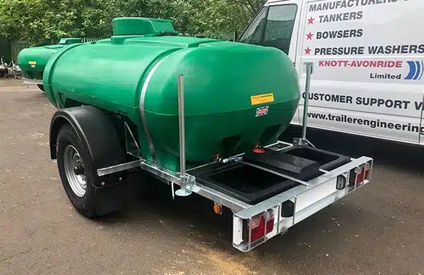Trailer Engineering 2000L Road Tow Animal Watering Bowser with Trough